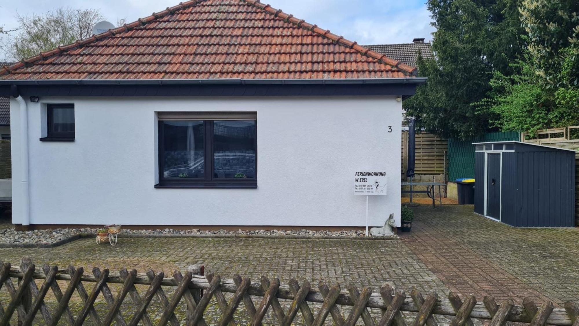 Ferienwohnung W.Esel Wesel  Exteriör bild